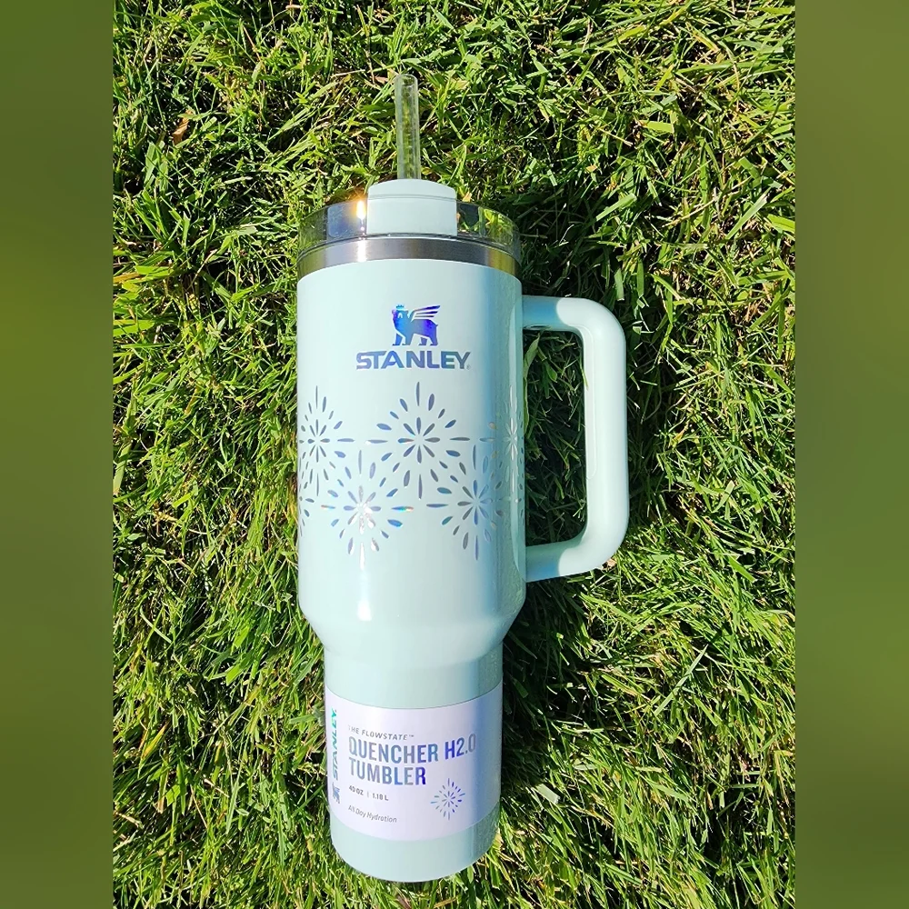 Stanley Quncher H2.0 Tumbler - Picture 5 of 5